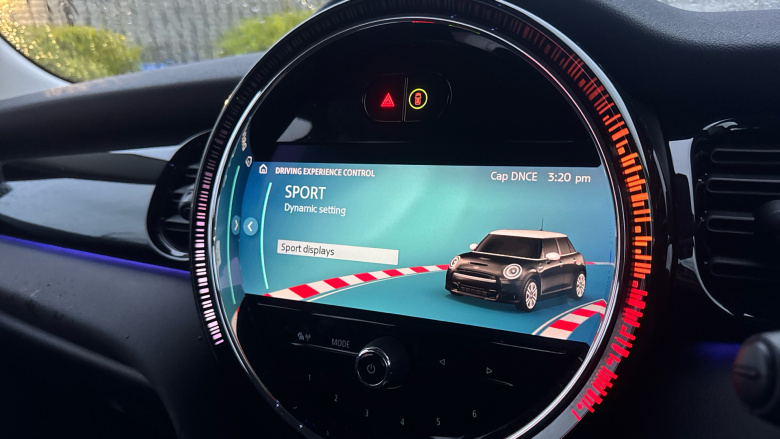 MINI Hatchback 1.5 Cooper Classic Premium 5dr Auto Petrol Hatchback